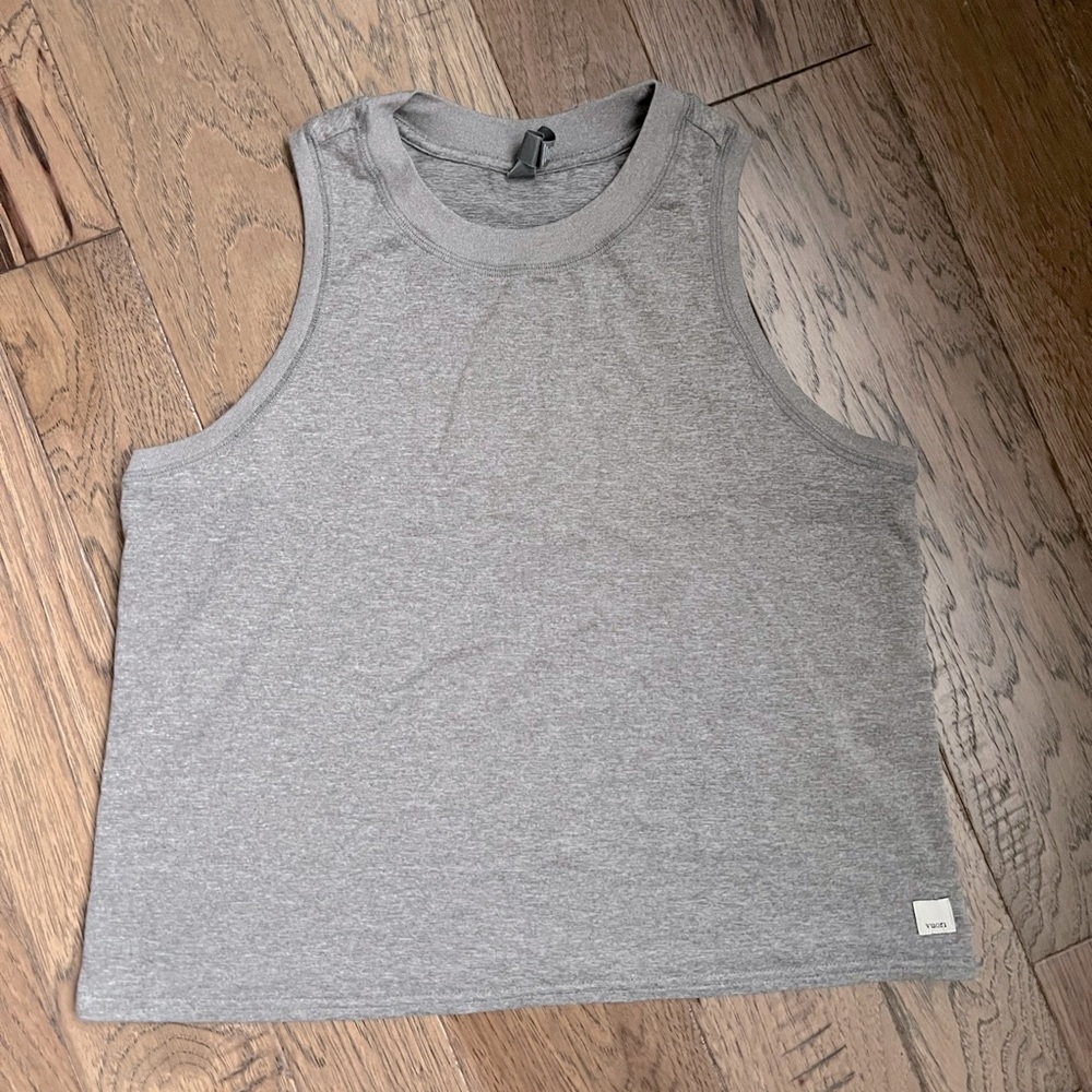 Vuori women's gray dri-fit racer back tank